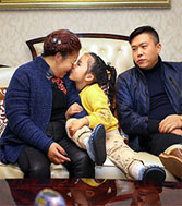 寶華城市之星業主:“為佳納軟裝的服務點贊” 寶華城市之星業主:“為佳納軟裝的服務點贊”